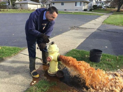 160110181941-flint-fire-hydrant.jpg