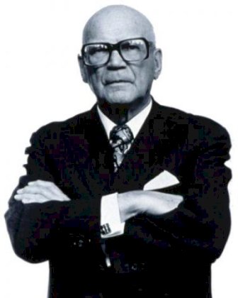 kekkonen-384x480[1].jpg