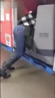 ef41aee745e128a2.mp4