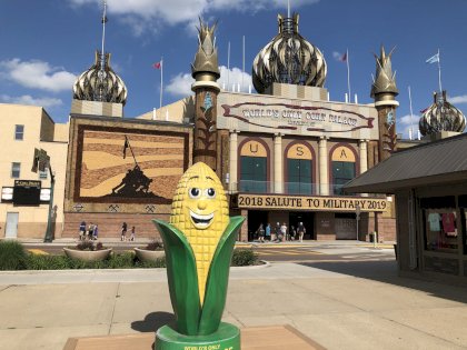 corn palace.jpg