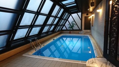 pool.jpg