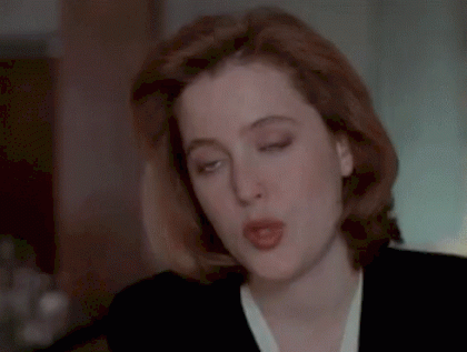danascully-xfiles.gif