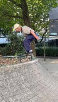 437488c6b363f5f7.mp4