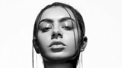 89878-charli-xcx-celebrities-girls-music-hd-monochrome-black-and-white.jpg
