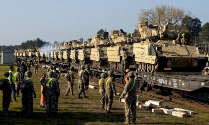 Bradley-Fighting-Vehicles.jpg