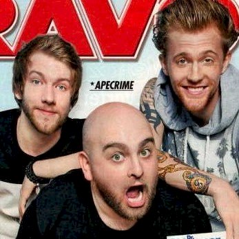 bravo-nr38-10-september-2014-apecrime-backstage.jpg