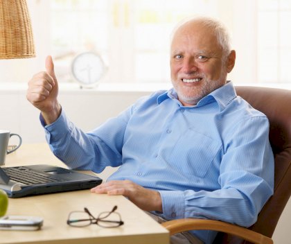 Hide-the-pain-harold.jpg