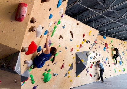 Seven-Bays-Bouldering-2003679720.jpg