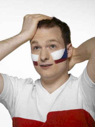 football-fan-with-czech-flag-painted-on-face-LMF00442.jpg
