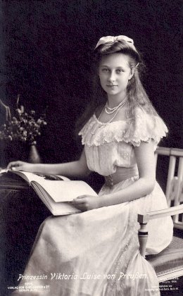 Princess_Victoria_Louise_of_Prussia_in_1908.jpg