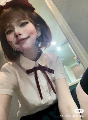 cute asian girl with halloween makeup.jpeg