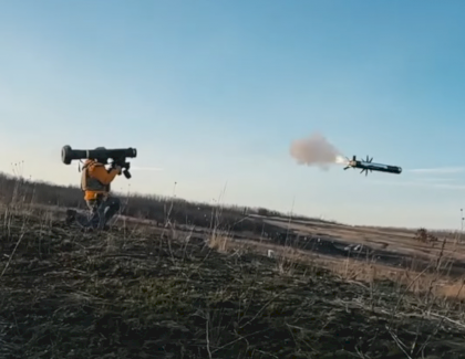 Screenshot 2024-01-08 at 06-11-51 FGM-148 Javelin VS BMP-2 Джавелин - американская легенда в руках Команданте.png