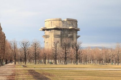 flak_tower_vienna.jpg