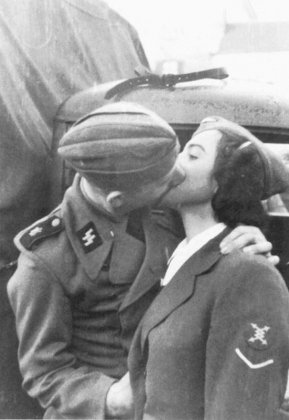 Kiss_worldwartwo.filminspector.com_6.jpg