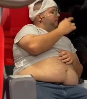 fat belly button sniffer.mp4