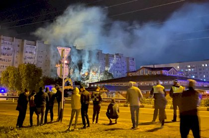 russian-jet-crash-fire-yeysk-01.jpg