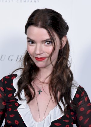 Anya-Taylor-Joy-GettyImages-925707228.jpg