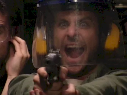 1x5_Charlie_shoots.webp