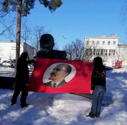 soldiers of lenin1.jpg
