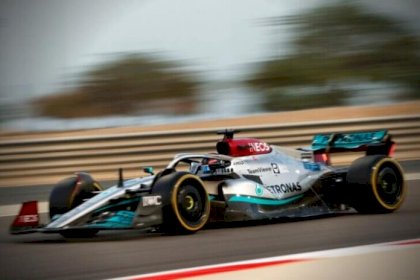 f1 mercedes 2022.jpg