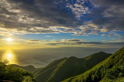View from Mt. Yahiko.jpg