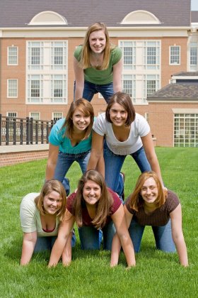 Cute College Girls.jpg