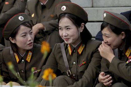 mujeres-soldado-de-corea-del-norte.jpg