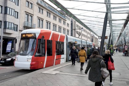 w1900_h1266_x1796_y1197_RP_moderne_SWK_Stra__enbahn002-98085404d2a4e097.jpg