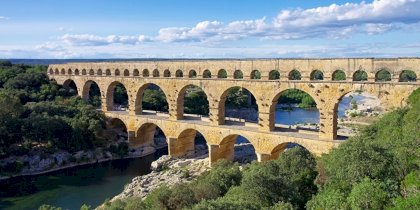 pont-du-gard-e1678100541310.jpg