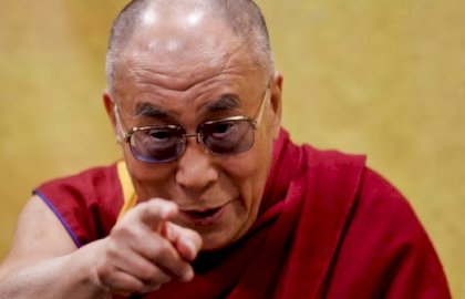 dalai_lama_pointing.jpg