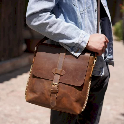 Handmade_Leather_Messenger_Bag_for_Men_Crossbody_Bag_Small_Satchel_Bag_YS13_8_1024x1024.webp