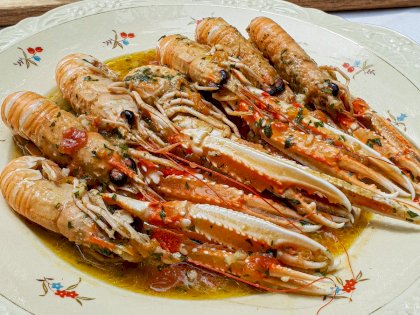 Odprtaluhinja-skampi-na-buzaro.jpg