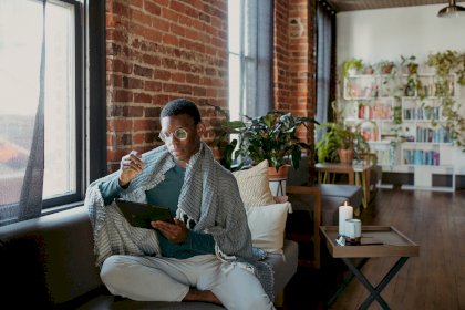 surface-aWnQDA39C_g-unsplash.jpg
