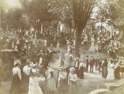 the-origins-of-cemeteries-as-public-parks_1.jpg