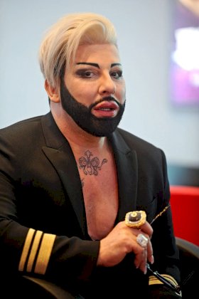 Harald_Glööckler_fktzztqhlh.jpg