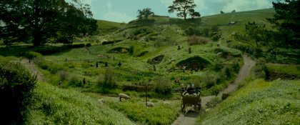 The_Lord_of_the_Rings_-_The_Fellowship_of_the_Ring_-_Hobbiton.jpg