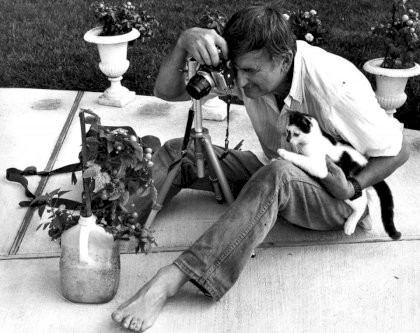 walther_chandoha_memoriam_001_1902141445_id_1240393.jpg
