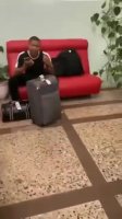 qd9cwpFMeEPWFe8N.mp4