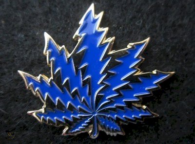 grateful-dead-canibolt-pin-bolt-weed_1_6ac784cebed267dc5a6b2a71a3685b4d.jpg