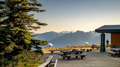 493738-hurricane-ridge-visitors-center.jpg