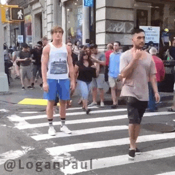 4959d33a3e36f3b12a6bdcf23adcb405.gif
