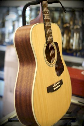 cort-acoustic-guitar-3.jpg