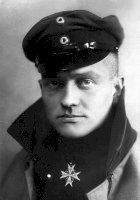 Manfred_von_Richthofen.jpg