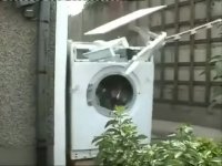 nasheed_washing_machine.webm